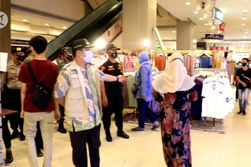 Wali Kota Tangerang antisipasi kerumunan jelang Idul Fitri