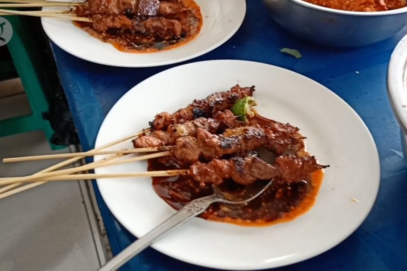 Nikmati sate khas Cilegon sambil bantu ekonomi masyarakat sekitar