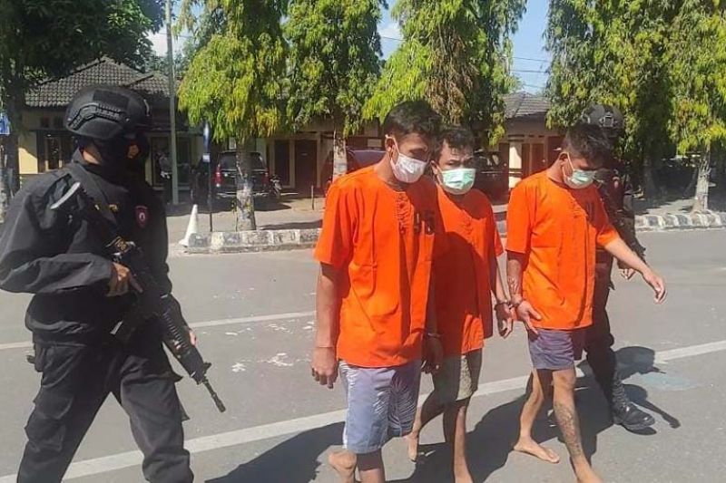 Polisi bongkar komplotan spesialis pembobol brankas dan toko asal Jempong Mataram