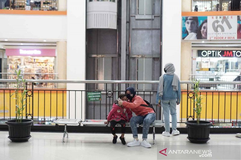 Pemkot Solo perbolehkan kelompok rentan kunjungi pusat perbelanjaan
