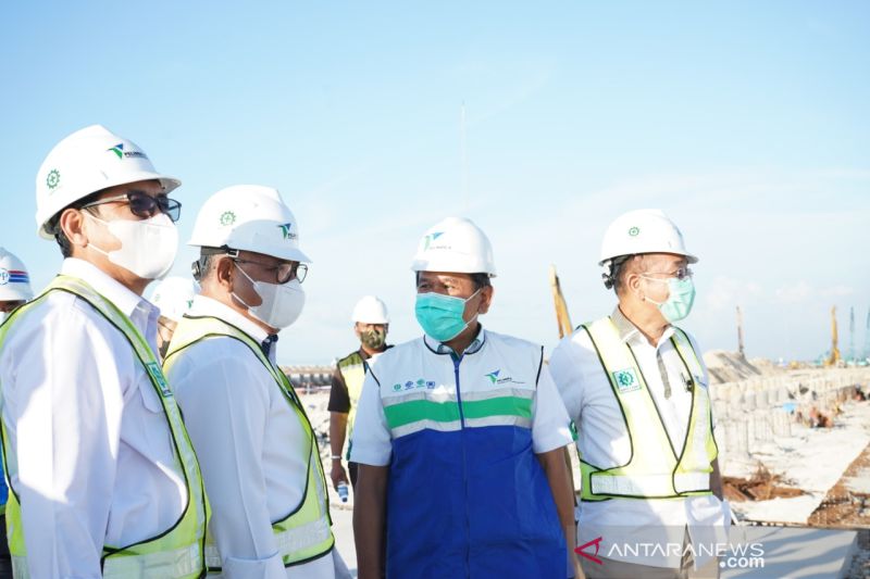 Jalan tol dan kereta api menunjang aktivitas MNP