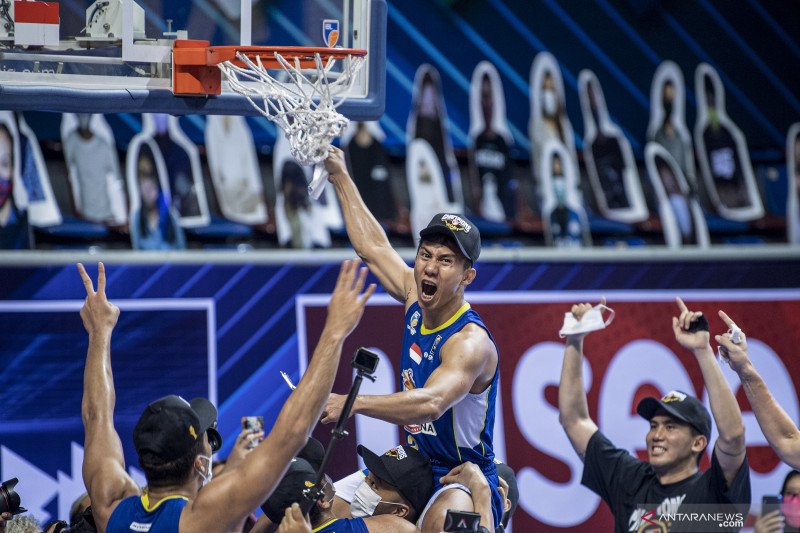 Satria Muda rengkuh gelar juara IBL 2021