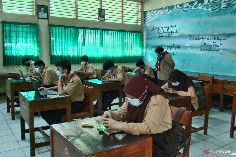 Sudin Pendidikan Jaksel pastikan seluruh guru sudah divaksin
