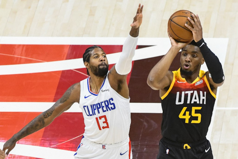 Donovan Mitchell pimpin Jazz menjauh 2-0 dari Clippers