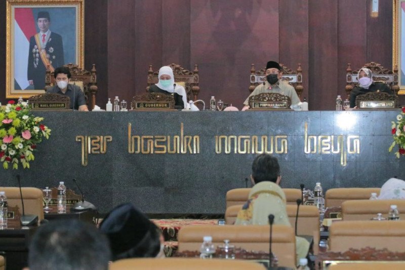 Gubernur Jatim: Realisasi pendapatan daerah 2020 capai 104,94 persen