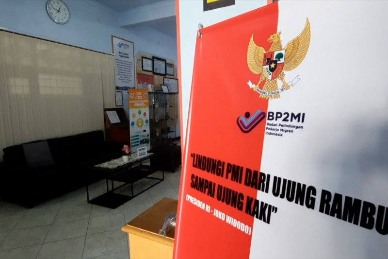 15 PMI sakit dan meninggal dunia dipulangkan, NTB tutup perekrutan