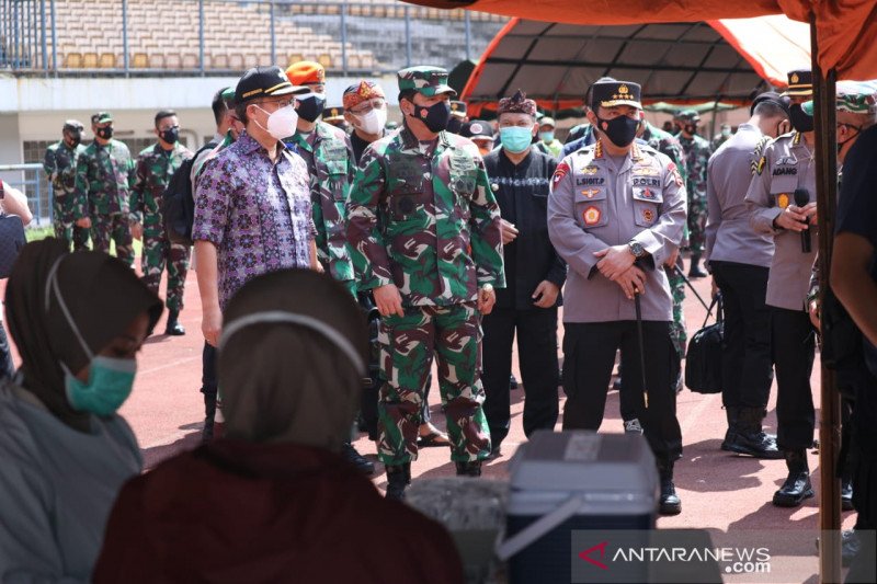 Panglima TNI: Tekan COVID-19 di Kudus dengan percepatan vaksinasi