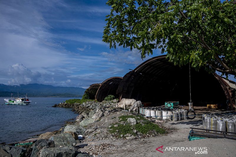 BANGUNAN WARISAN SEJARAH DI DONGGALA RUSAK