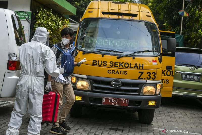 Jumlah kasus positif COVID-19 di Indonesia