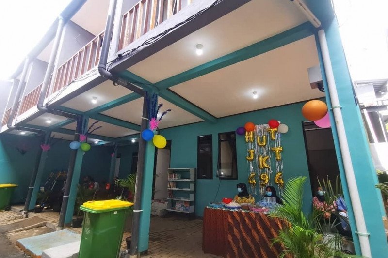 Warga RT 14/04 Kampung Melayu telah menghuni rumah hasil bedah kampung
