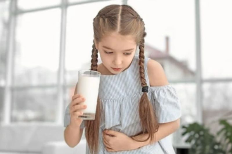 Ini dampak buruk dari alergi susu sapi pada anak