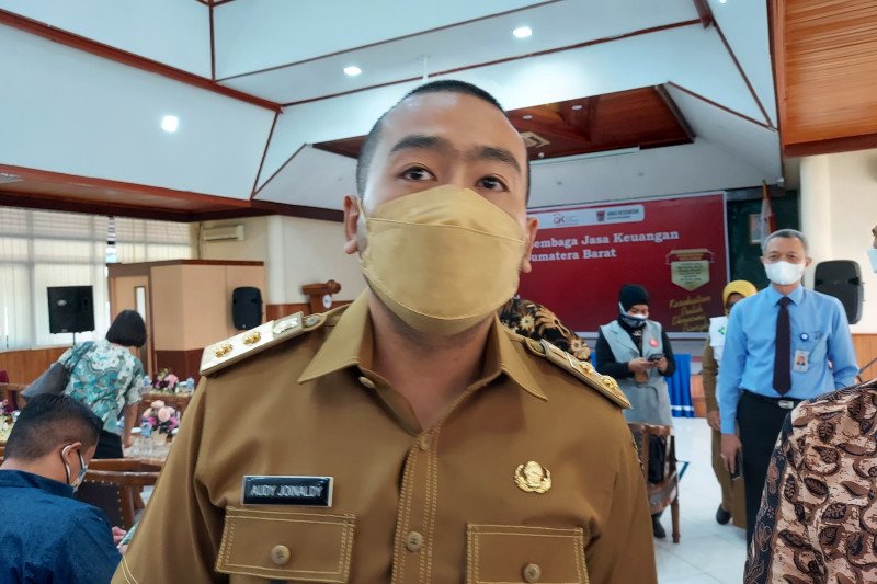 Sumbar larang ASN lakukan perjalan dinas luar daerah cegah COVID-19