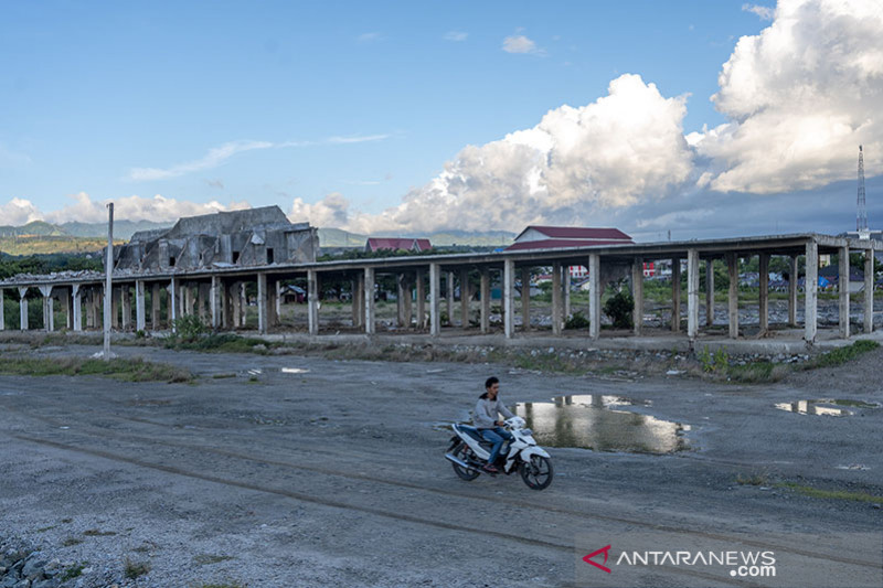 KESIAGAAN HADAPI POTENSI BENCANA TSUNAMI