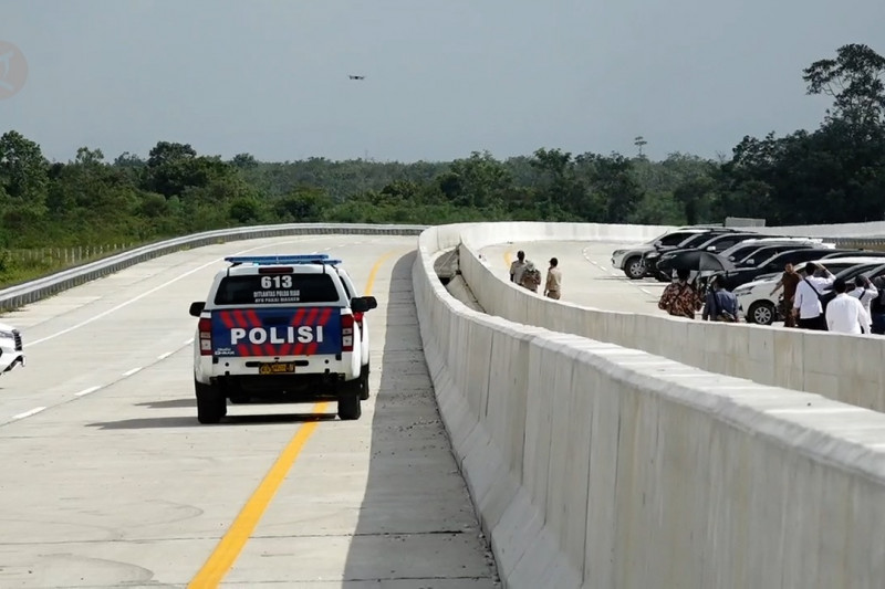 Wamen ATR: Negara hadir untuk fasilitasi pembangunan tol di Riau