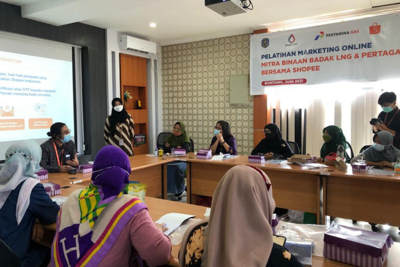 Pertagas dan Badak LNG gandeng Shopee dukung UMKM naik kelas
