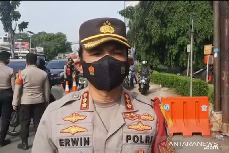 Polrestro Jakarta Timur tindak tegas petugas beritahu jalur