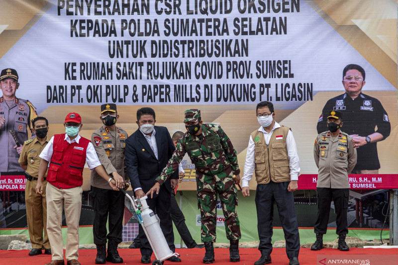 Bantuan oksigen ISO Tank dari APP Sinar Mas