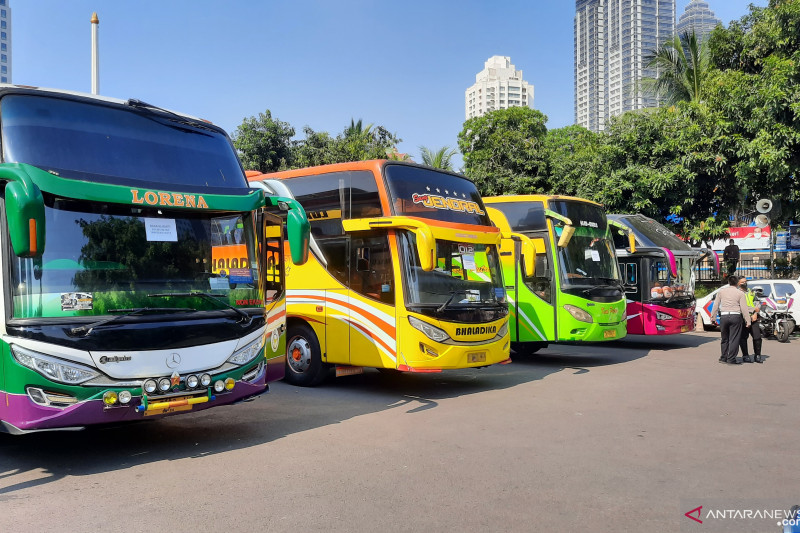 Bus AKAP gunakan terminal bayangan untuk hindari PPKM Darurat