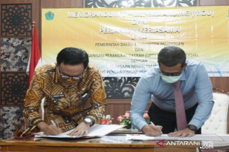 Pemkab Pamekasan kerja sama Kejari cegah pelanggaran hukum OPD