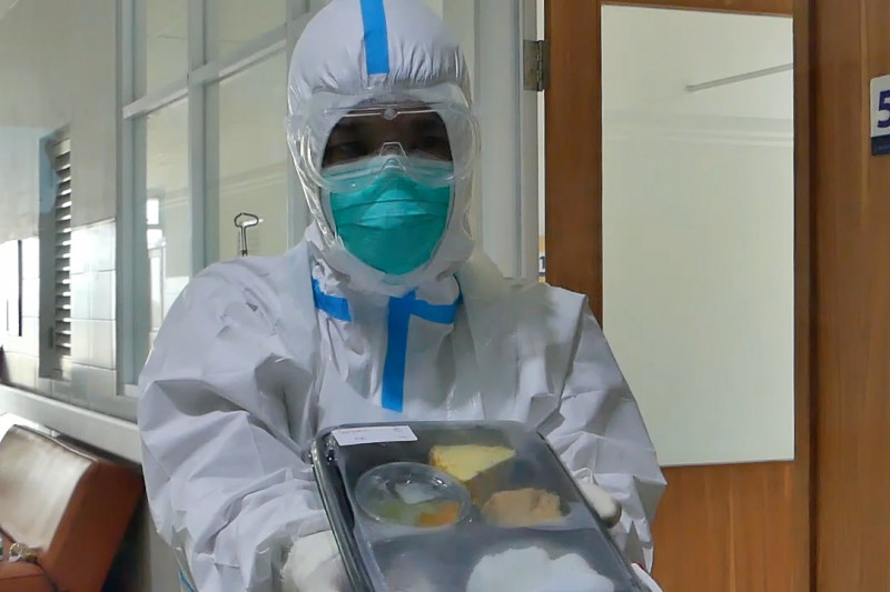 Epidemiolog & perawat apresiasi metode vaksinasi nakes dosis ketiga