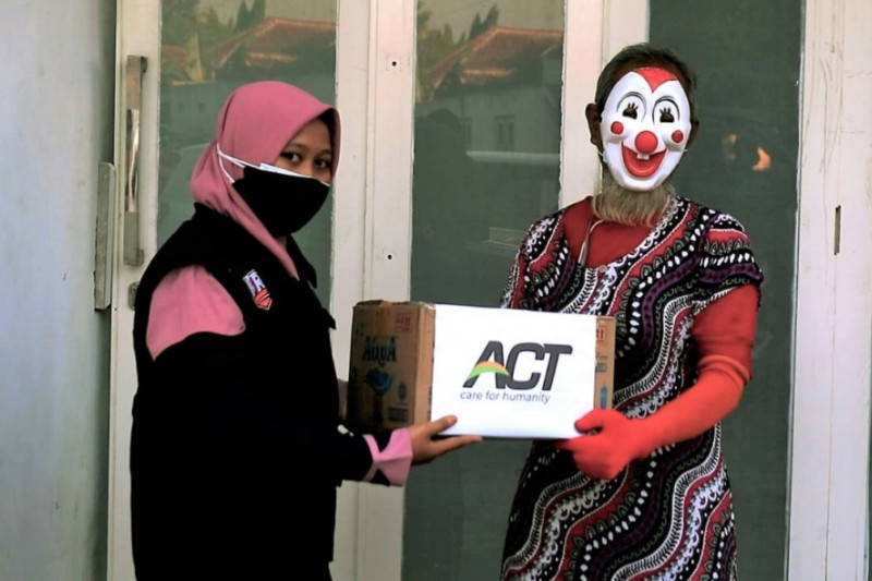 ACT-MRI salurkan bantuan pangan warga terdampak PPKM di Madiun