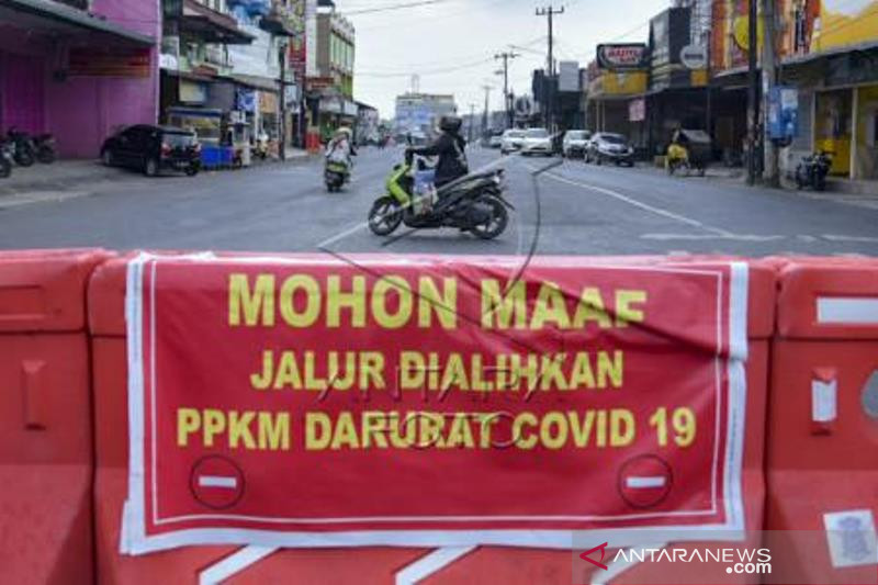 Penyekatan Lima Kecamatan Zona Merah Di Medan