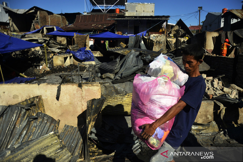 Pascakebakaran 110 rumah di Makassar
