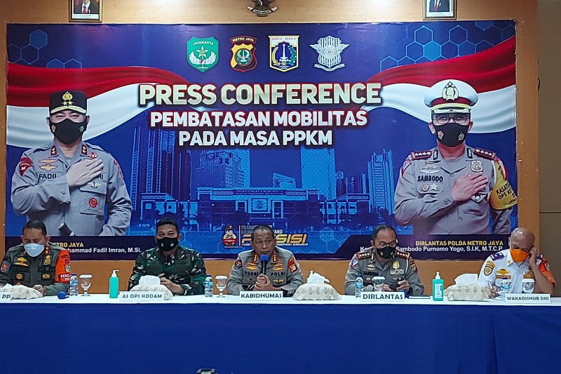 Kawasan ganjil-genap di Jakarta dikurangi jadi tiga kawasan