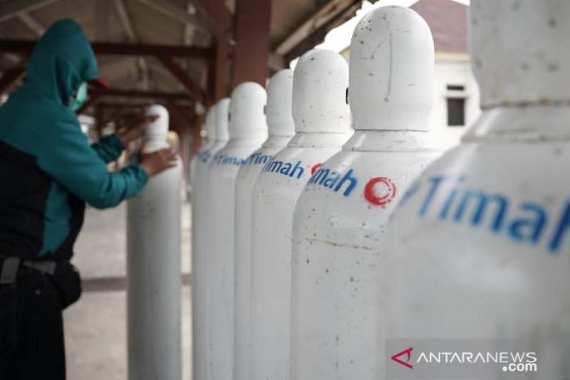 PT Timah serahkan enam ton oksigen medis bantu RS di Pulau Bangka