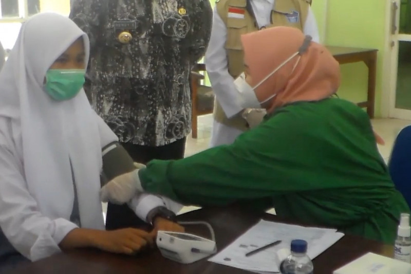 1000 siswa SMK di Jember ikuti vaksinasi