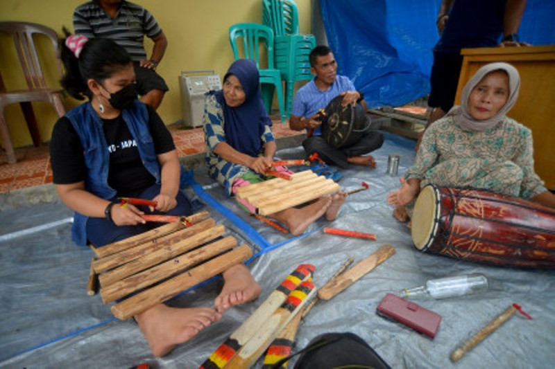 Alat Musik Talempong Kayu