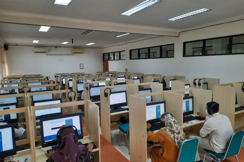 Pusat Bahasa Unand buat studi pelacakan jejak alumni di mancanegara