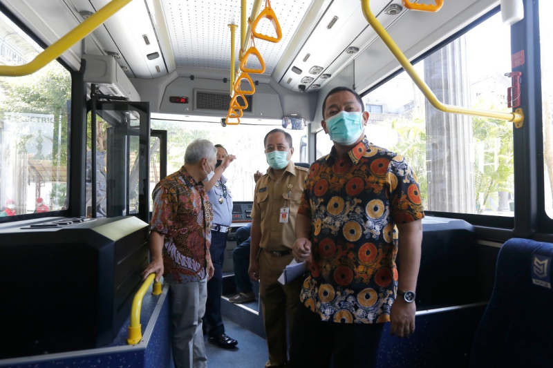 Semarang uji coba bus listrik buatan dalam negeri