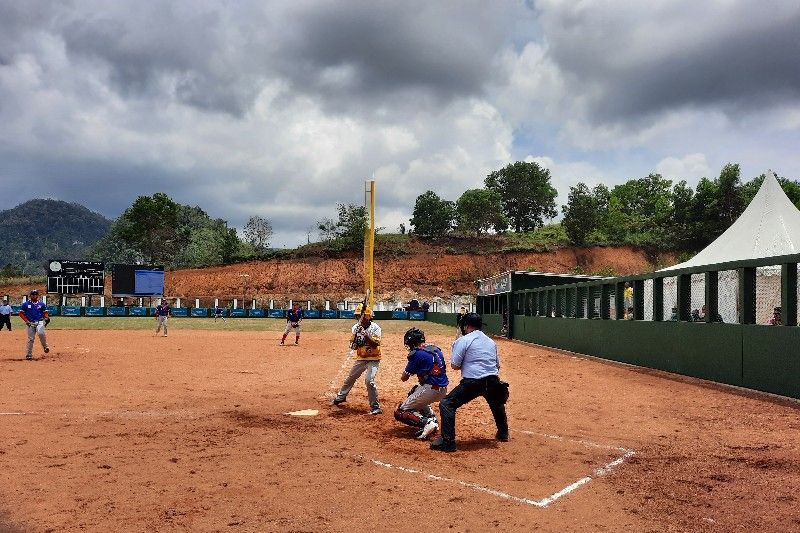 TD sofbol PON Papua akui kondisi arena terlalu terbuka