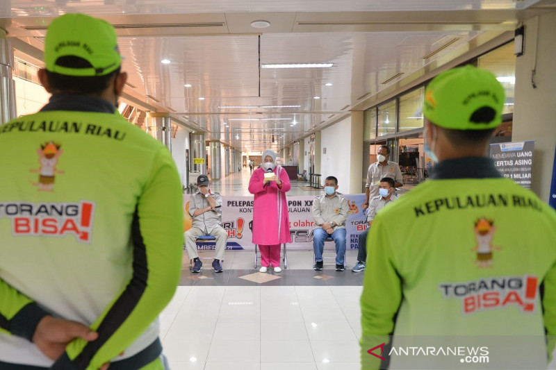 Gubernur Kepri janjikan bonus Rp350 juta bagi peraih emas PON Papua - Vimarsana News