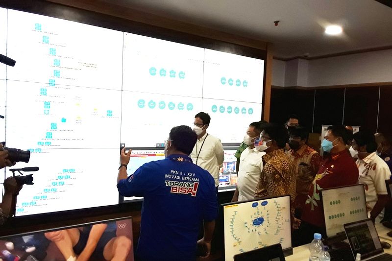 Menkominfo Tinjau Command Center PON XX Papua