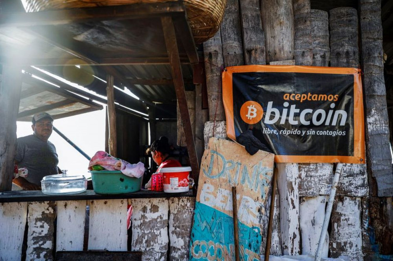 Penggunaan bitcoin di El Salvador tersandung 
