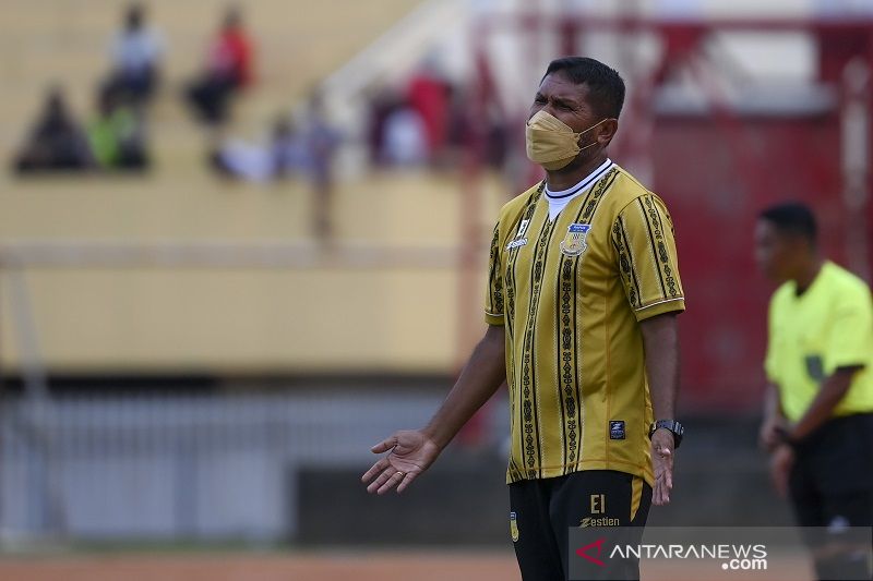 PON XX Papua: Tim sepak bola putra tuan rumah kalahkan NTT 4-0