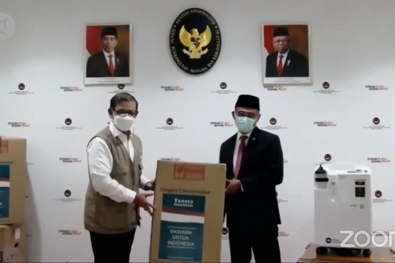 Terima oksigen konsentrator, Menko PMK salurkan ke kalangan prioritas