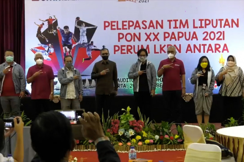 LKBN Antara melepas Tim Peliputan PON XX Papua