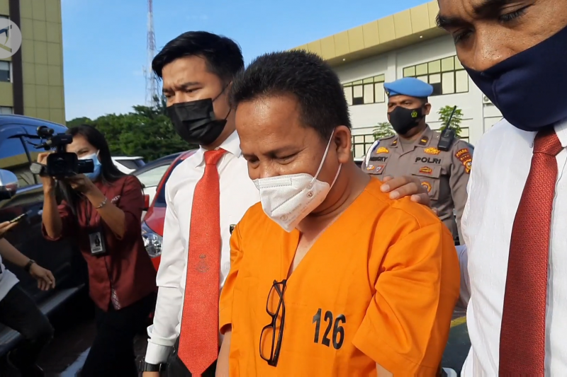 Diduga korupsi alat rapid antigen, Kadiskes Meranti ditahan
