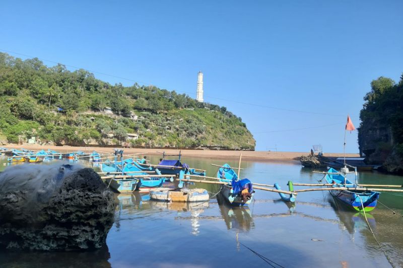 7-pantai-terindah-di-yogyakarta-yang-layak-dikunjungi-2025