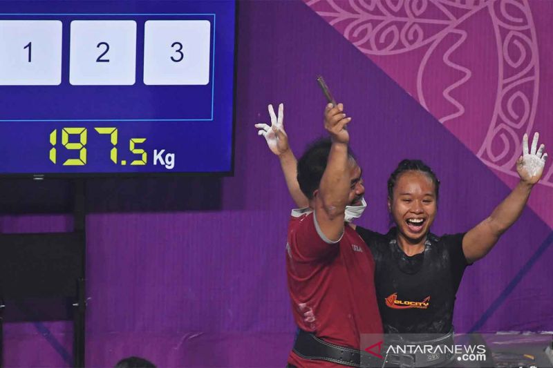 Susi Susanti pecahkan rekor Asia angkatan dead lift pada PON Papua