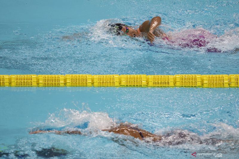 Emas kedua, Vanessae yang terbaik dalam 50m gaya dada putri