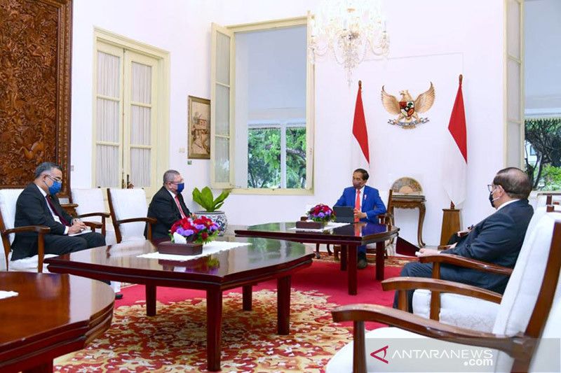 Presiden Joko Widodo menerima kunjungan kehormatan Menlu Malaysia