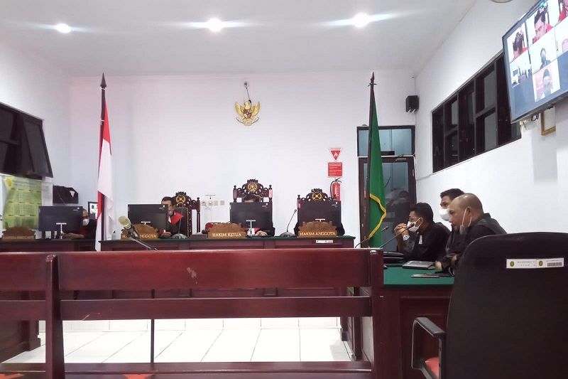 Aktivis Risman Soulissa divonis delapan bulan penjara