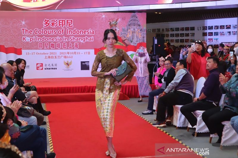 Membayangkan