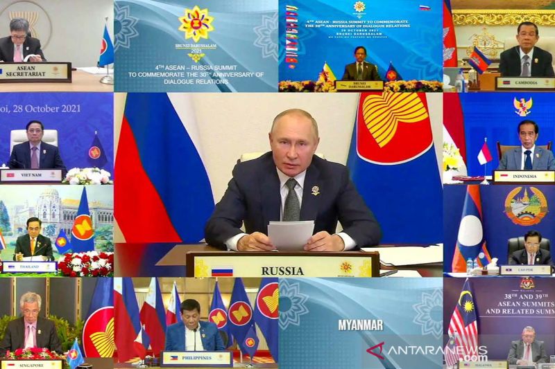 Presiden Rusia Vladimir Putin hadiri KTT ASEAN secara daring