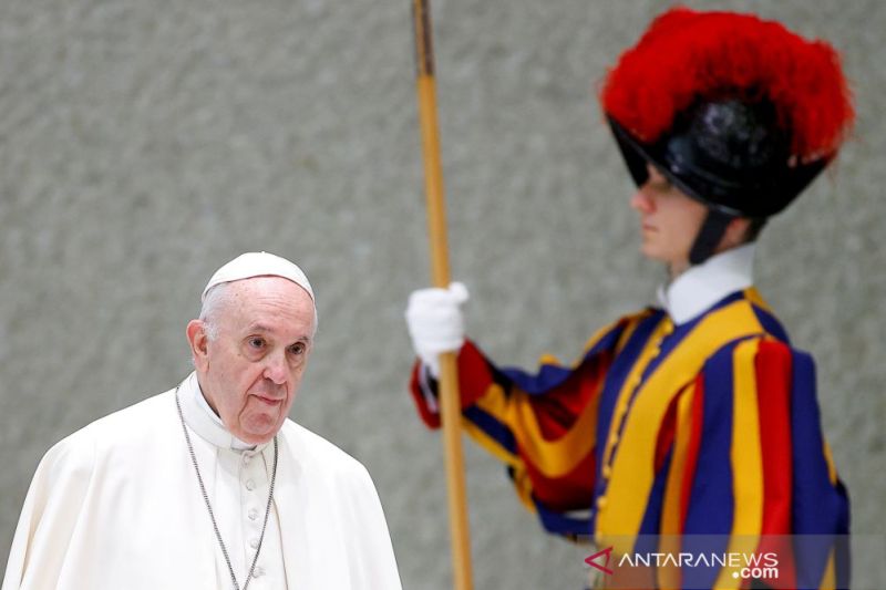 Tangkap pria berpisau, polisi Siprus sebut tak terkait  kunjungan Paus