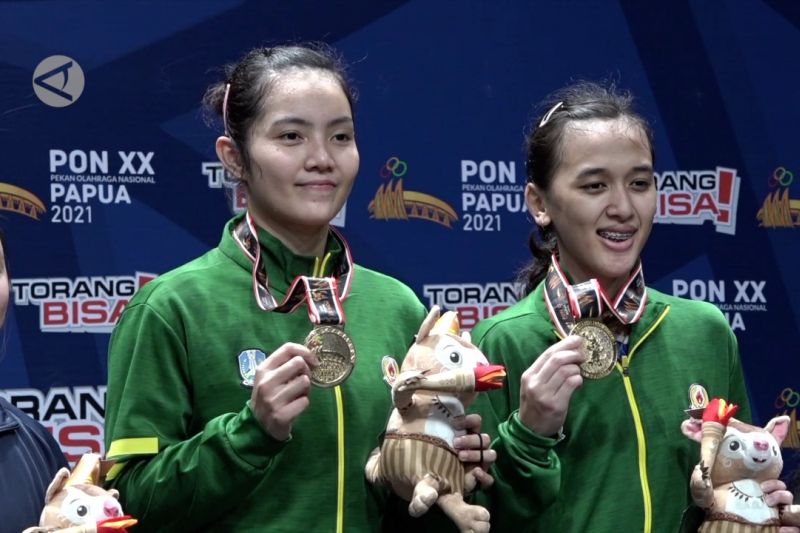 jatim-amankan-emas-ganda-putri-bulu-tangkis-pon-papua Jatim amankan emas ganda putri bulu tangkis PON Papua thumbnail